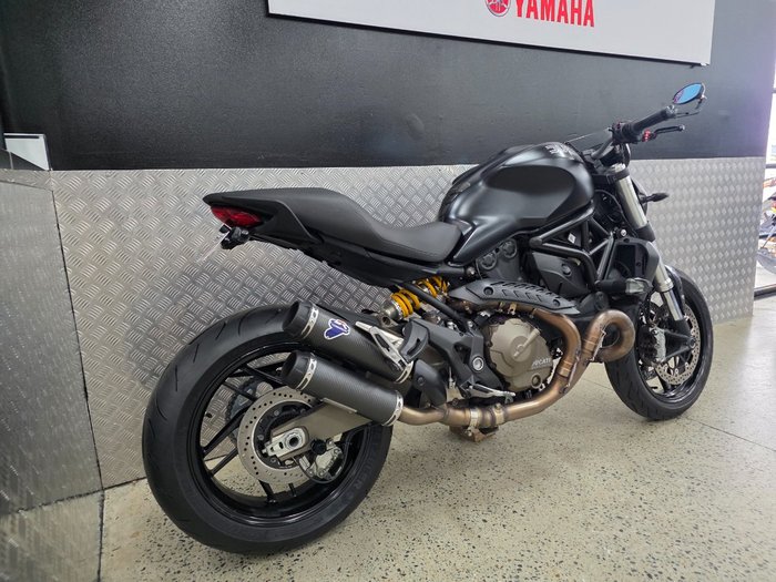 2014 DUCATI MONSTER 821 BLACK