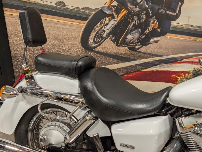 2007 Honda VT750C Shadow Classic Shadow White