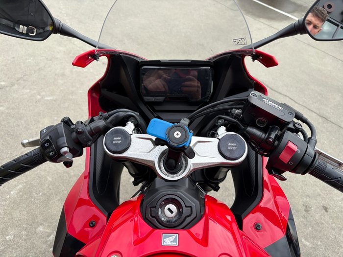 2023 Honda CBR650R Red