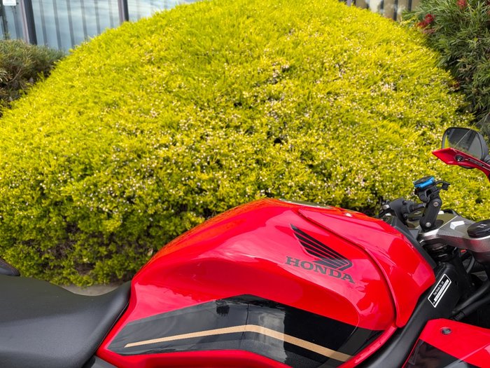 2023 Honda CBR650R Red