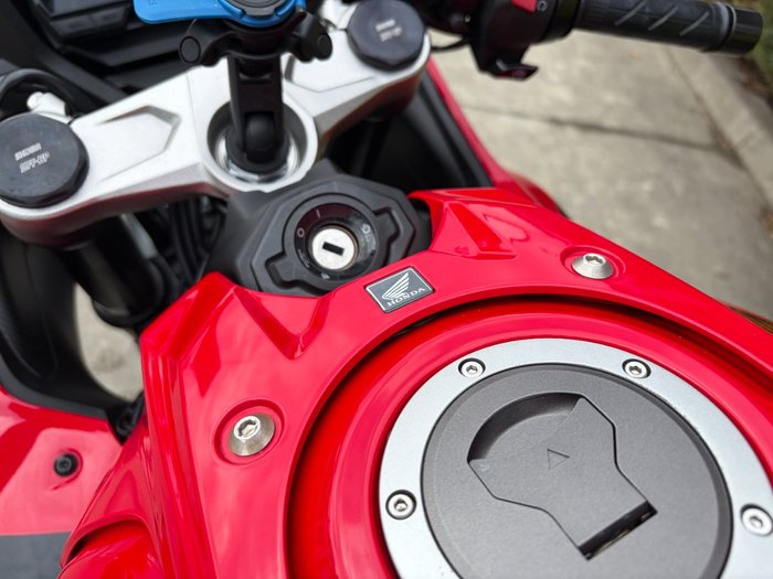 2023 Honda CBR650R Red