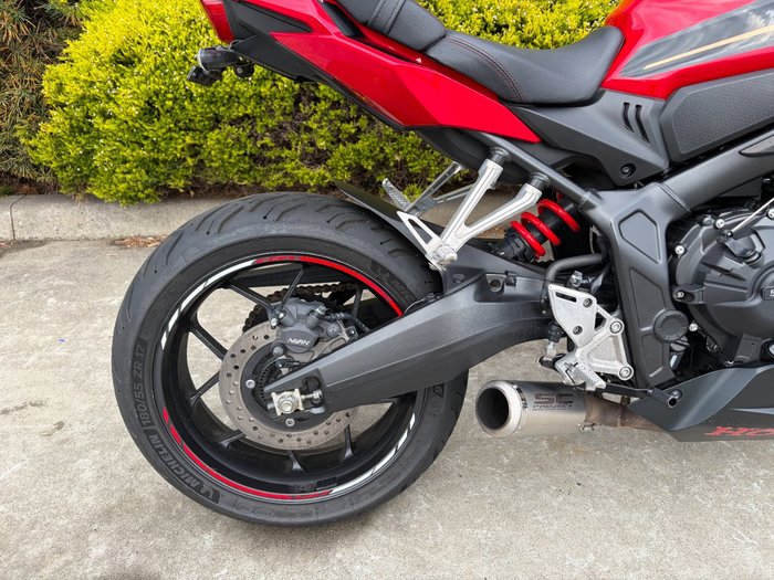 2023 Honda CBR650R Red
