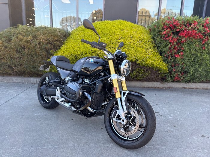 2024 BMW Motorrad R 12 nineT HL Black
