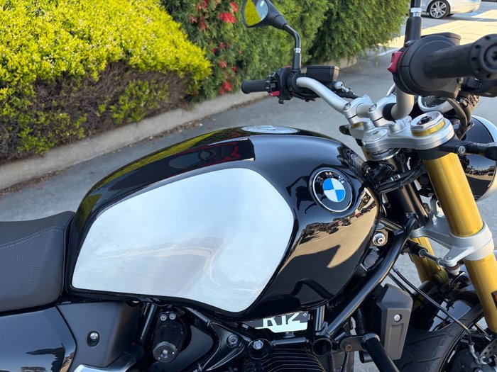 2024 BMW Motorrad R 12 nineT HL Black