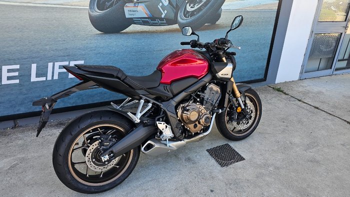 2025 Honda 2025 Honda 650CC CB650R SPORTS Red