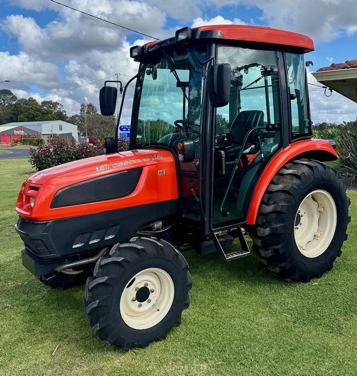 0 Kioti Ex50 Cab Orange