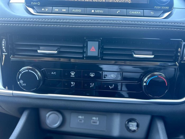 2025 Nissan X-TRAIL ST