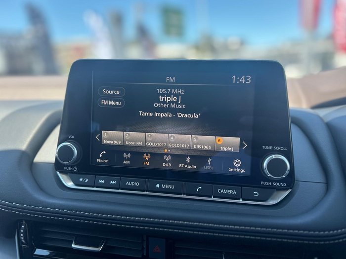 2025 Nissan X-TRAIL ST