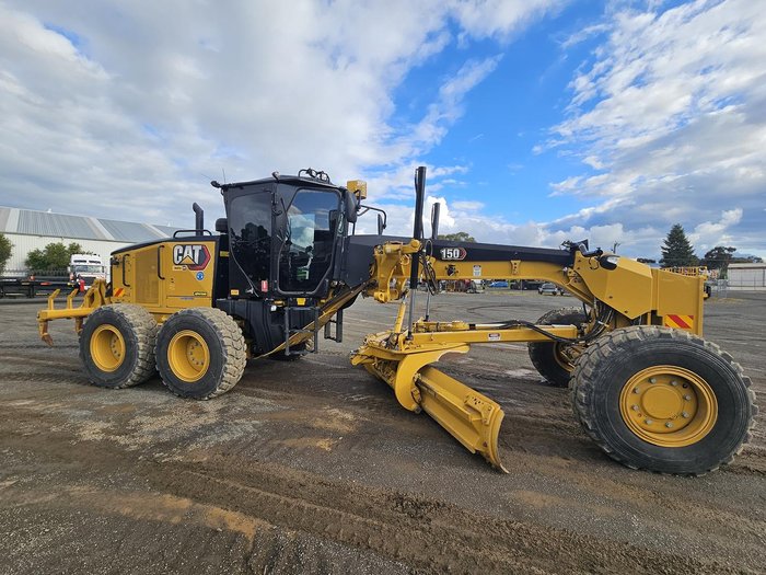 2023 Caterpillar 150 Awd Yellow