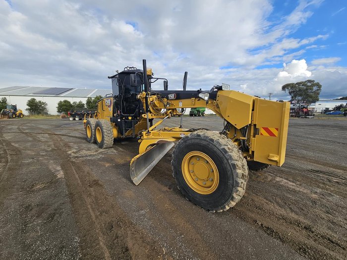 2023 Caterpillar 150 Awd Yellow
