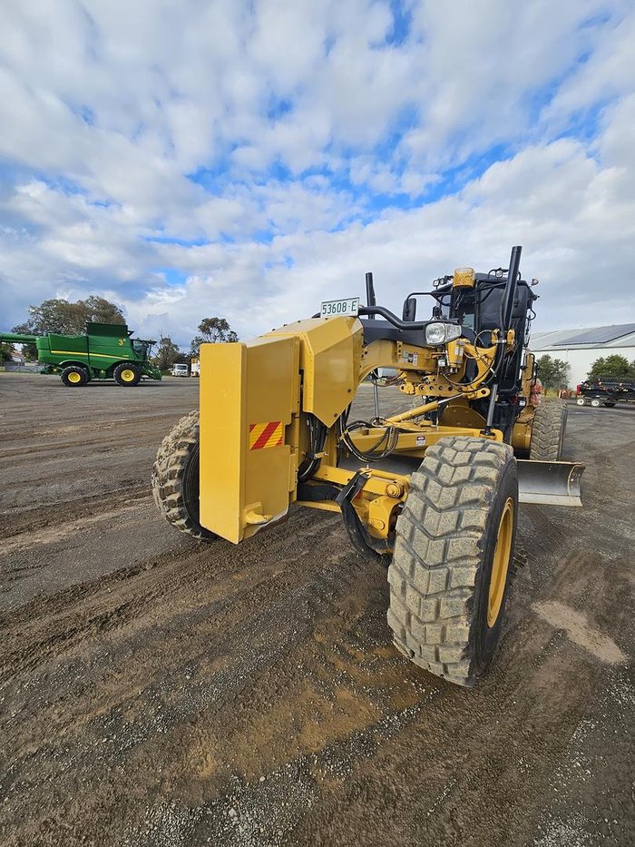 2023 Caterpillar 150 Awd Yellow