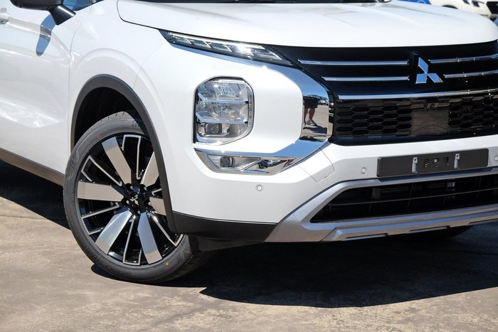 2025 Mitsubishi Outlander Aspire