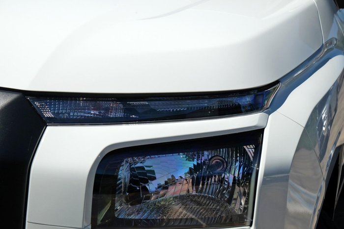 2025 Mitsubishi Triton GLX