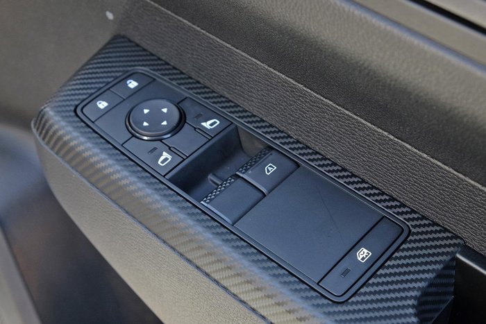 2025 Mitsubishi Triton GLX