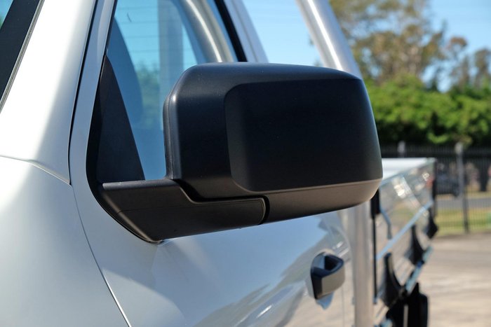 2025 Mitsubishi Triton GLX