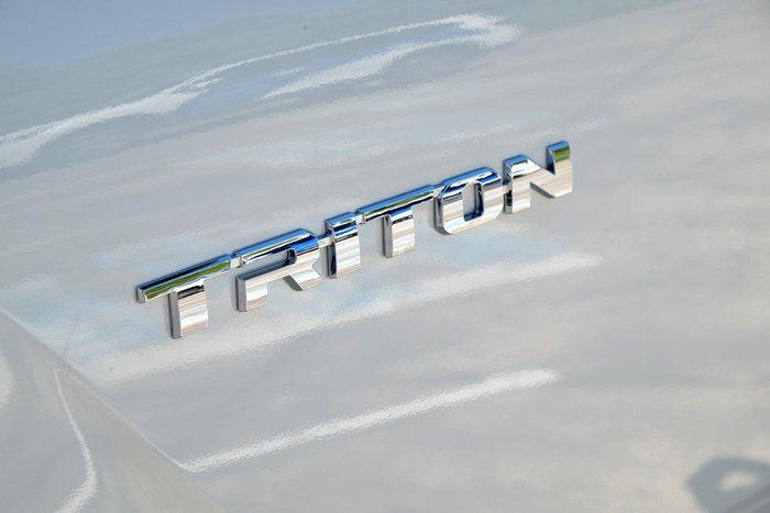 2025 Mitsubishi Triton GLX