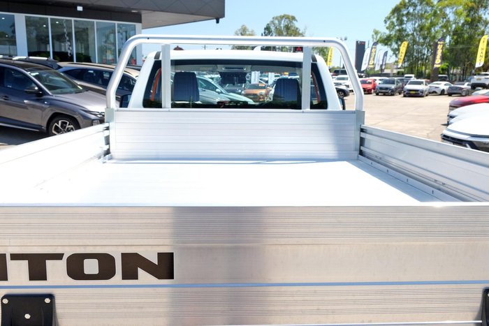 2025 Mitsubishi Triton GLX