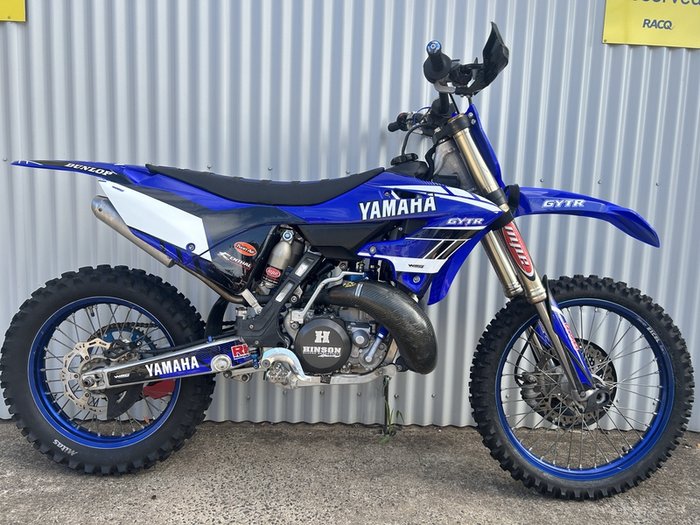 YAMAHA YZ250 MOTOCROSS BLUE