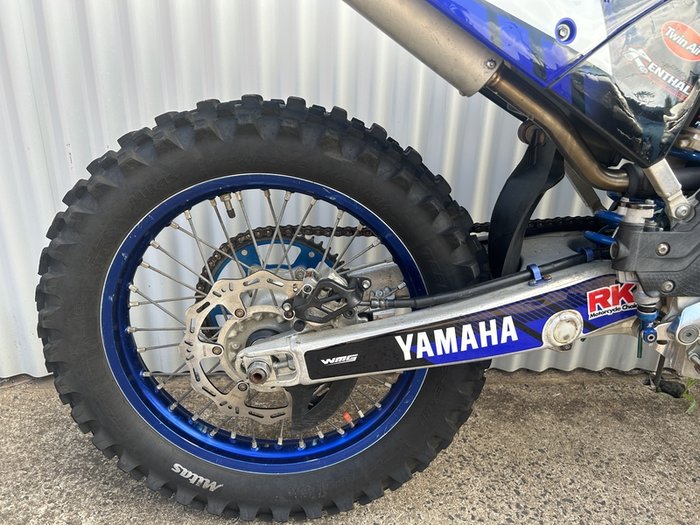 YAMAHA YZ250 MOTOCROSS BLUE