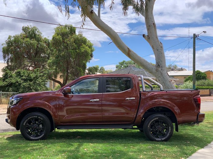 2021 Nissan Navara ST