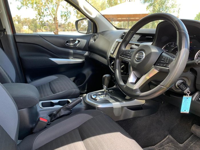 2021 Nissan Navara ST