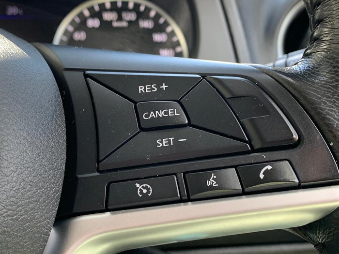 2021 Nissan Navara ST