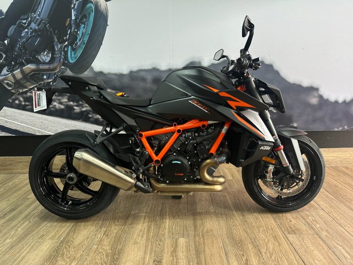 2024 Ktm 1390 SUPER DUKE R Black