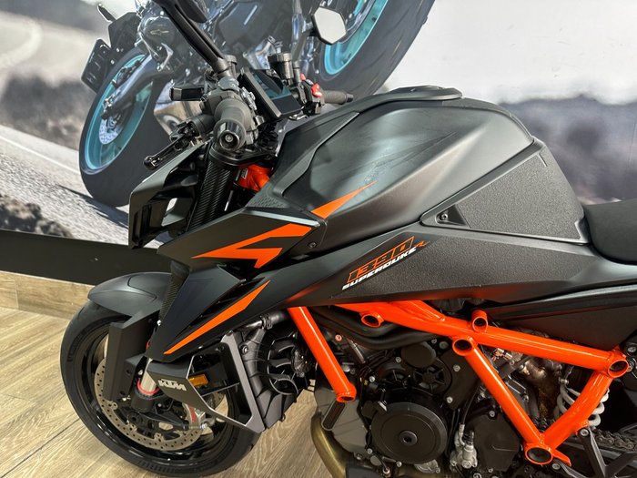 2024 Ktm 1390 SUPER DUKE R Black
