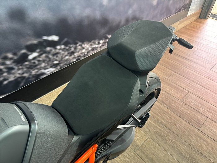 2024 Ktm 1390 SUPER DUKE R Black