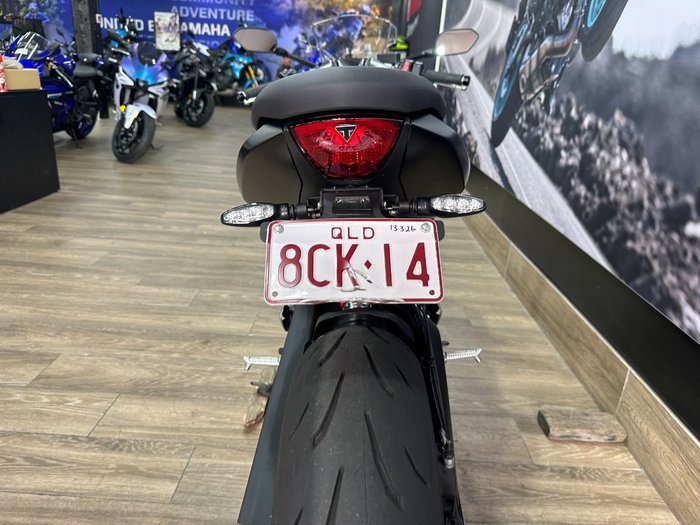 2025 Triumph DAYTONA 660 Black