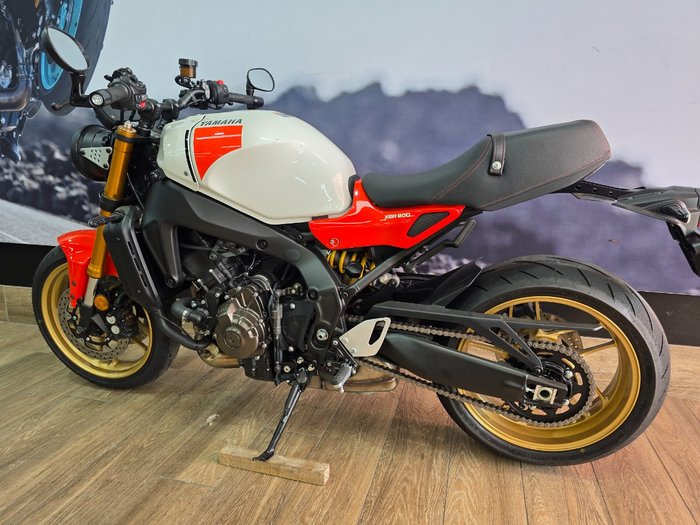 2024 Yamaha XSR900 (MTM850A) RED/WHITE