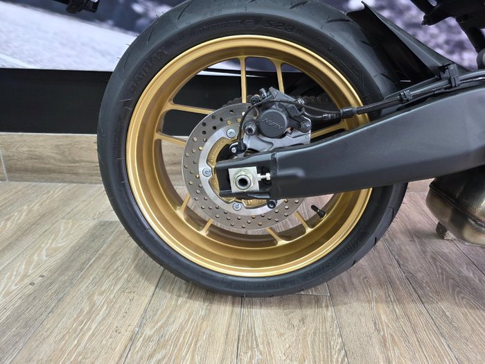 2024 Yamaha XSR900 (MTM850A) RED/WHITE