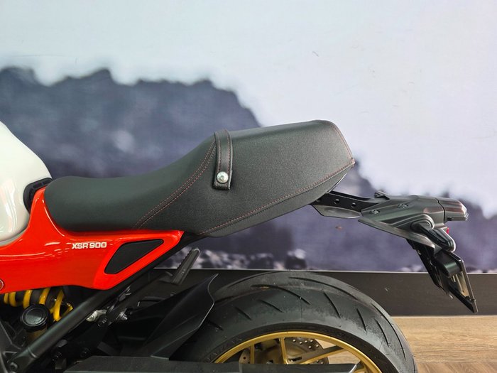 2024 Yamaha XSR900 (MTM850A) RED/WHITE