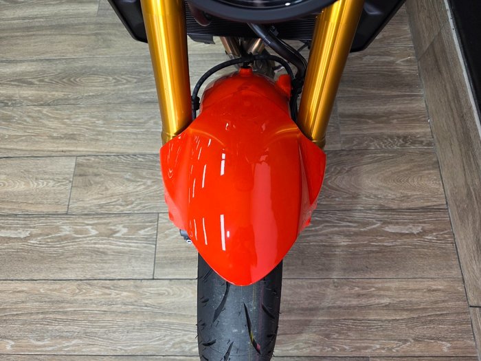 2024 Yamaha XSR900 (MTM850A) RED/WHITE