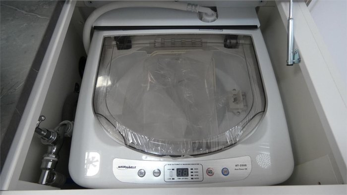 2025 Viscount V2 Premium