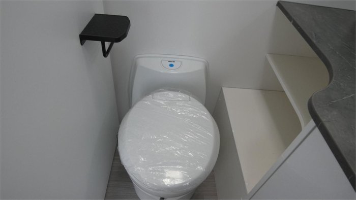 2025 Viscount V2 Premium