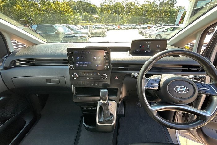 2021 Hyundai STARIA LOAD