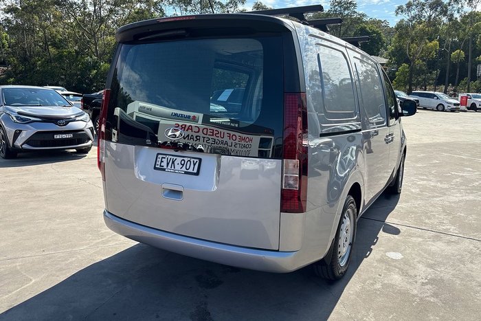 2021 Hyundai STARIA LOAD