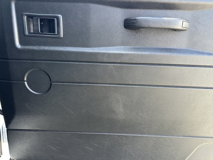 2016 Land Rover Defender Standard