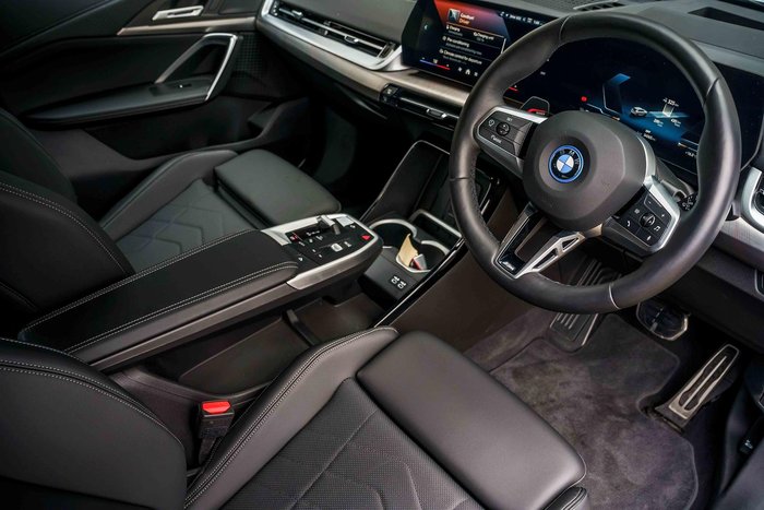 2024 BMW iX2 eDrive20 M Sport