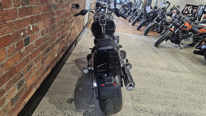 Harley-Davidson Fat Boy 117 (FLFB) Softail