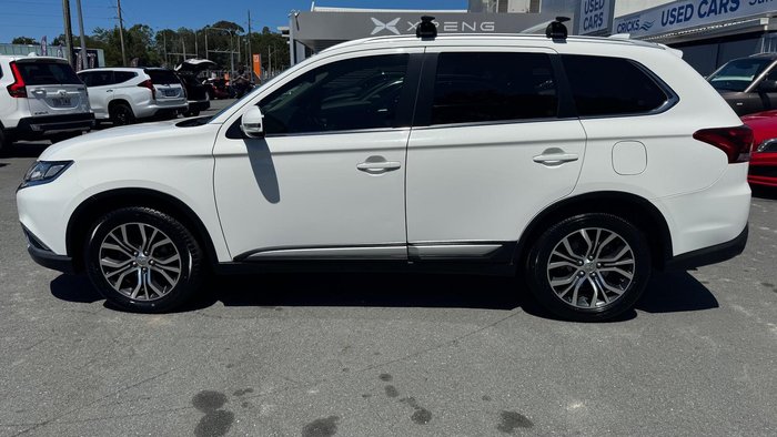 2016 Mitsubishi Outlander LS