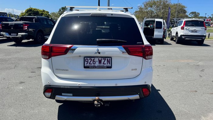 2016 Mitsubishi Outlander LS