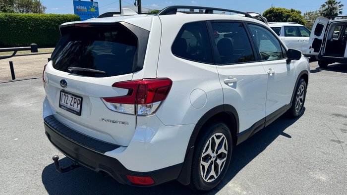 2020 Subaru Forester 2.5i