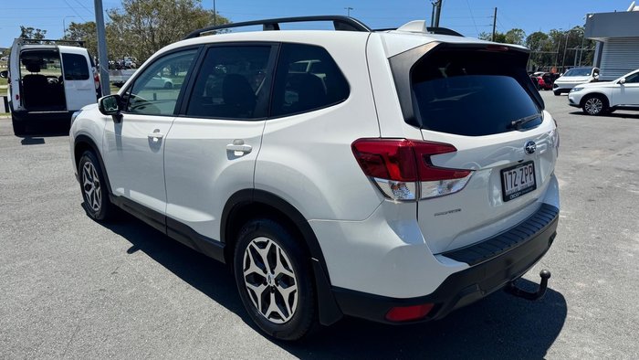 2020 Subaru Forester 2.5i