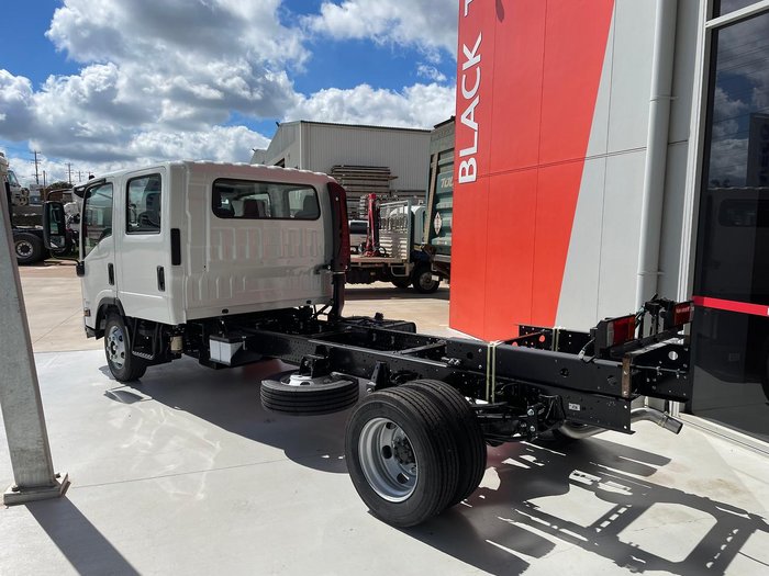 2025 Isuzu Npr 65/45-190 Crew Cab 4X2