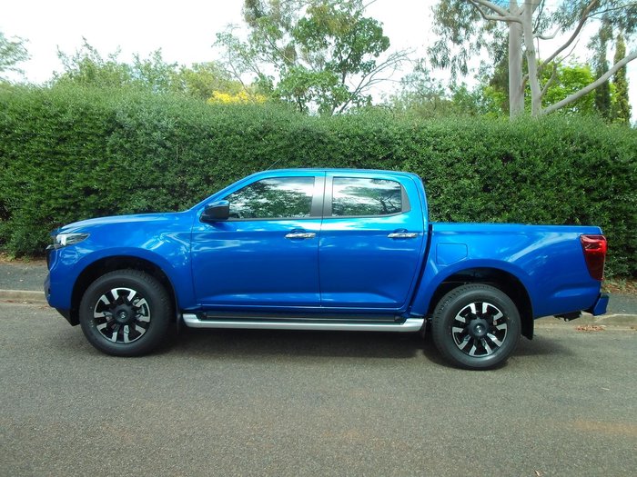 2025 Mazda BT-50 GT
