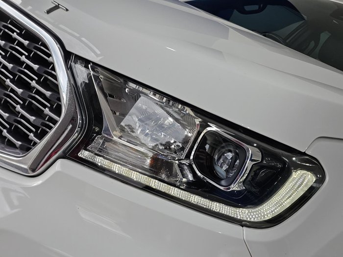 2021 Ford Everest Titanium