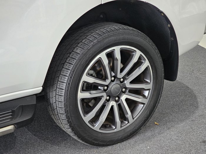 2021 Ford Everest Titanium