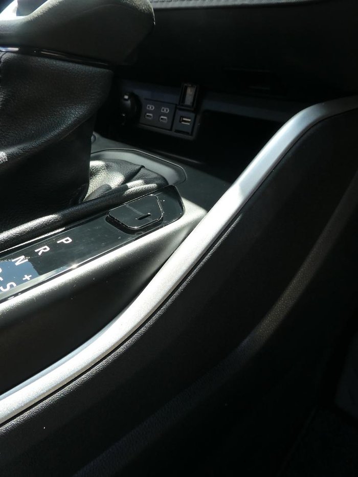 2022 Toyota Kluger GX